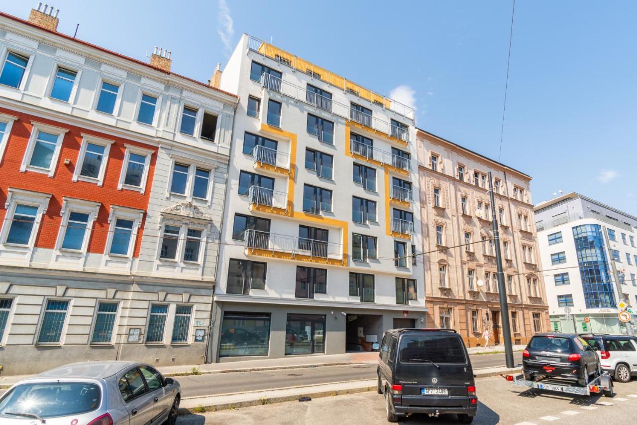Brand New Two Room Apartment #26 With Free Secure Parking Close To Center Prague Exterior photo